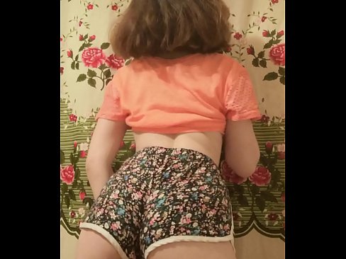 ❤️ Sexy jonge babe die haar short uittrekt voor de camera ☑ Super porn at nl.hentaiser.ru