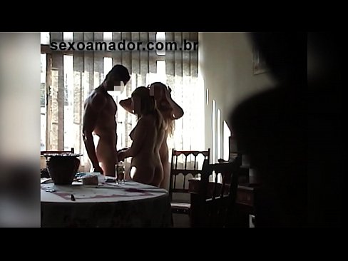 ❤️ Seksvriendinnen nodigen een reusachtige man uit en een triootje met hem ☑ Super porn at nl.hentaiser.ru