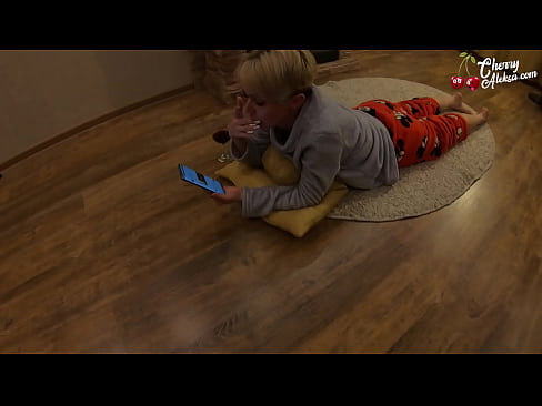 ❤️ Gekke Blondine Pijpt Enorme Pik en Stuitert Er Op - Anale Seks ☑ Super porn at nl.hentaiser.ru