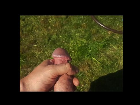 ❤️ Hete hottie laat zich in haar roze kutje neuken en spuitend klaarkomen in een zomerse tuin ☑ Super porn at nl.hentaiser.ru